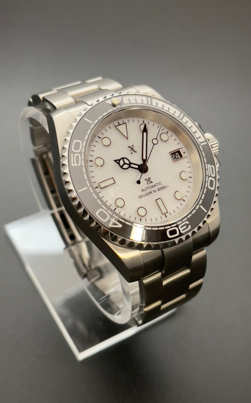White Pearl Automatic Watch from XLUSIV