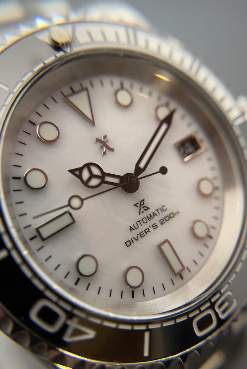 White Pearl Automatic Watch from XLUSIV